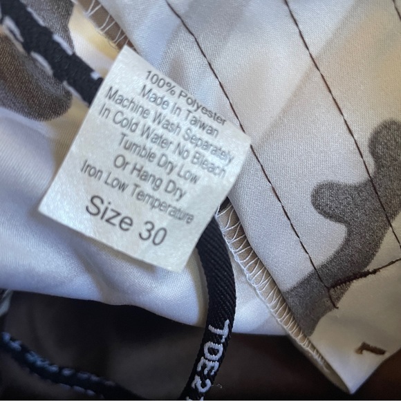 Toe 2 Toe mma camo fight shorts 30 - Picture 5 of 8